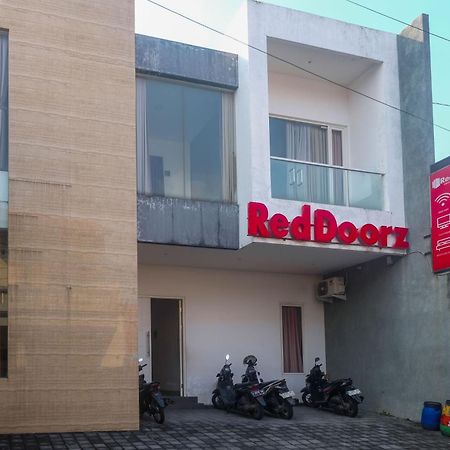 Reddoorz Syariah Near Simpang Lima Semarang Hotell Jomblang Eksteriør bilde